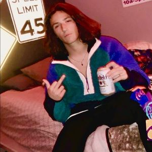 Meet your Posher, Ethan